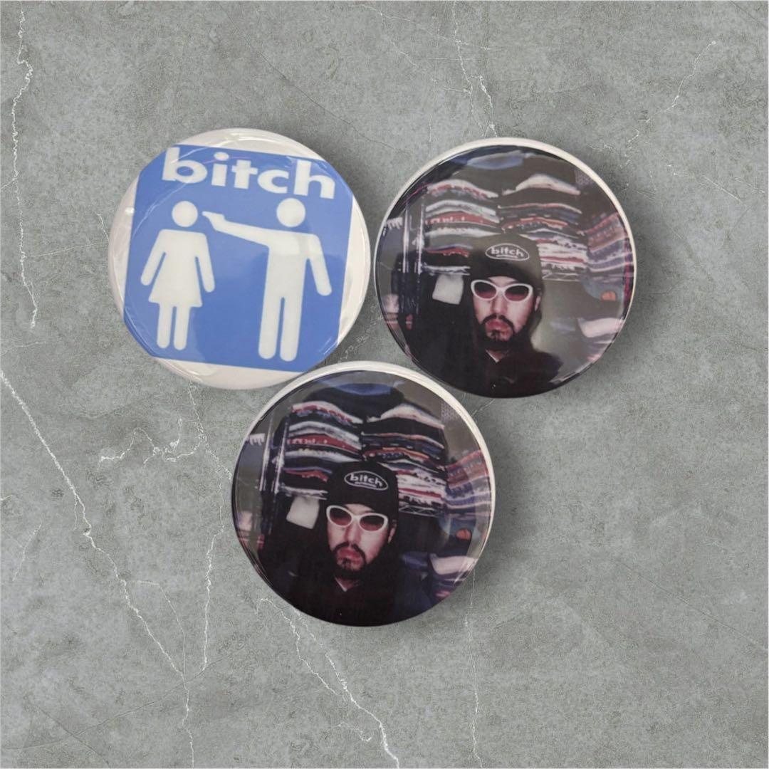 90s bitch skeatbords 缶バッジ
