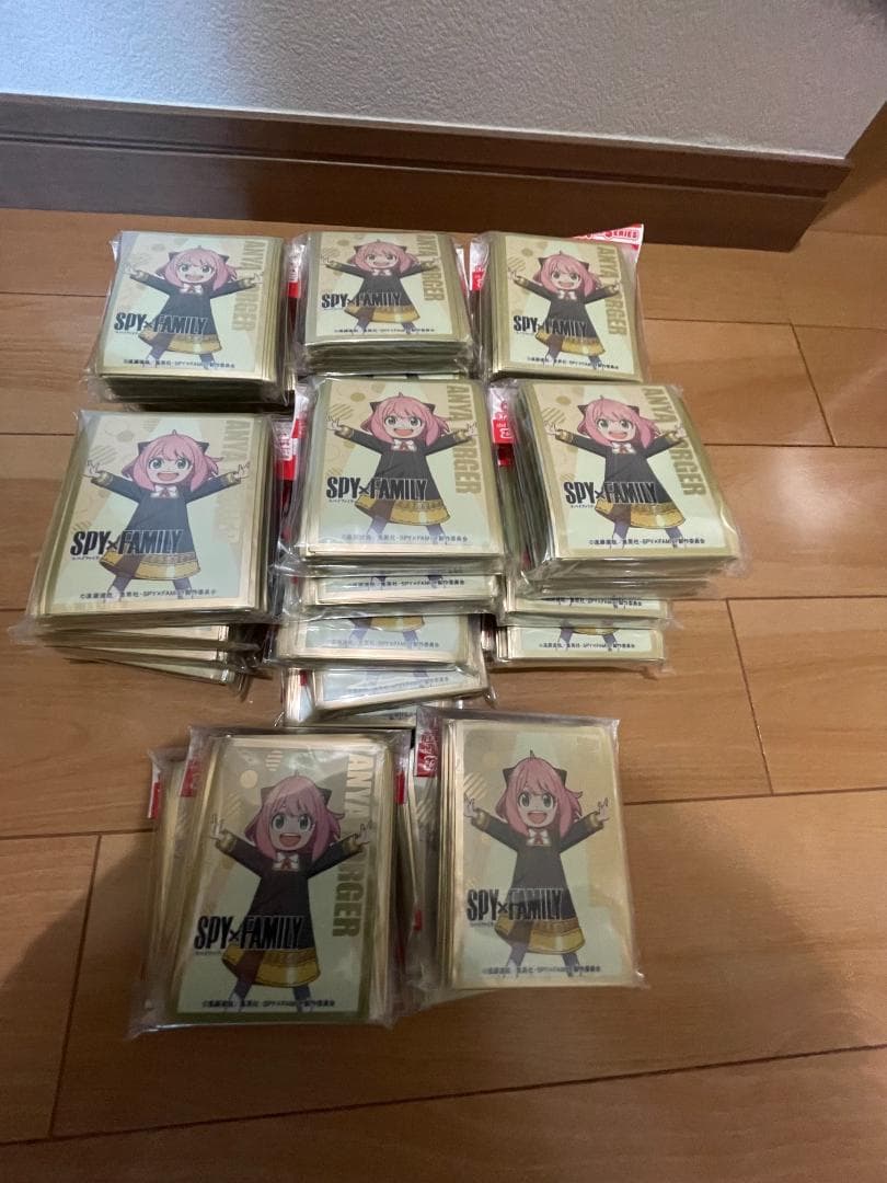 SPY x FAMILY 公式　初期　アーニャ　スリーブ 　28セットまとめ売り