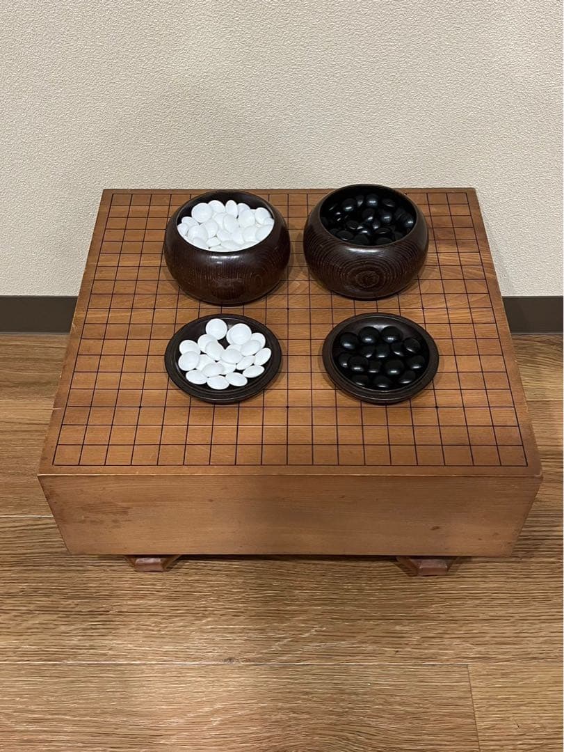 【送料込み】碁石 碁盤 榧 天然木 高級品 囲碁セット 美術品