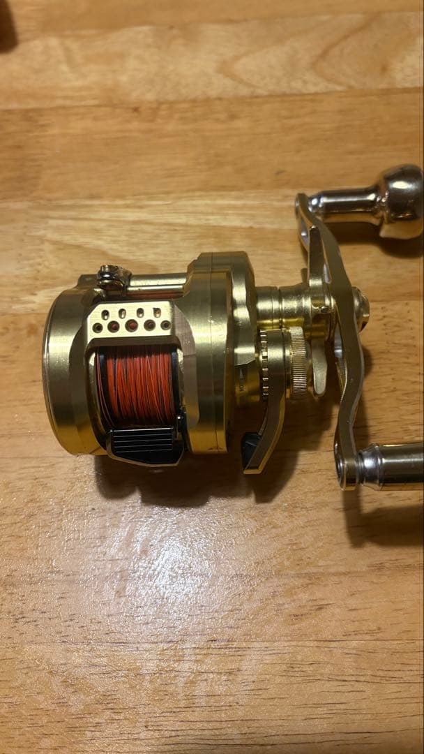 美品 Shimano Conquest 200PG ベイトリール