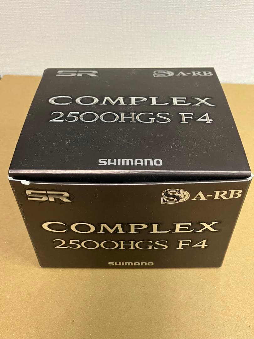 値下げ！未使用並　極美品　09 コンプレックス 2500HGS F4