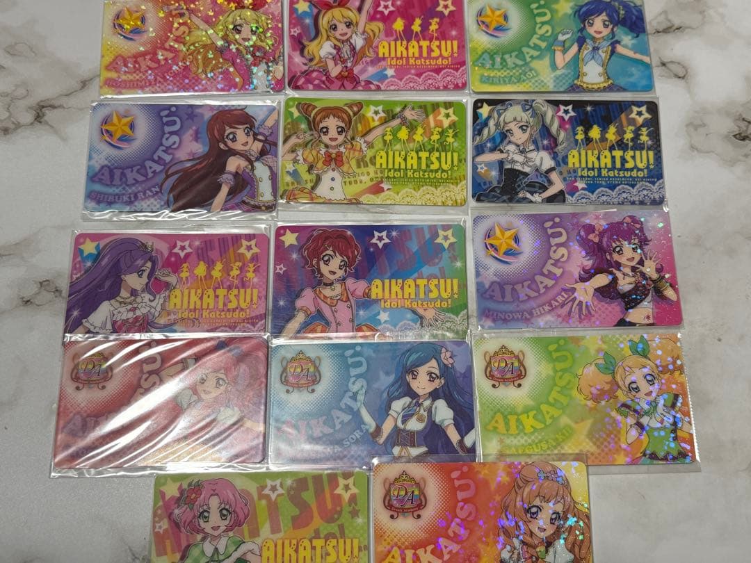 アイカツ　ファン証明書　星宮いちご　藤堂ユリカ　霧矢あおい　他　14枚セット