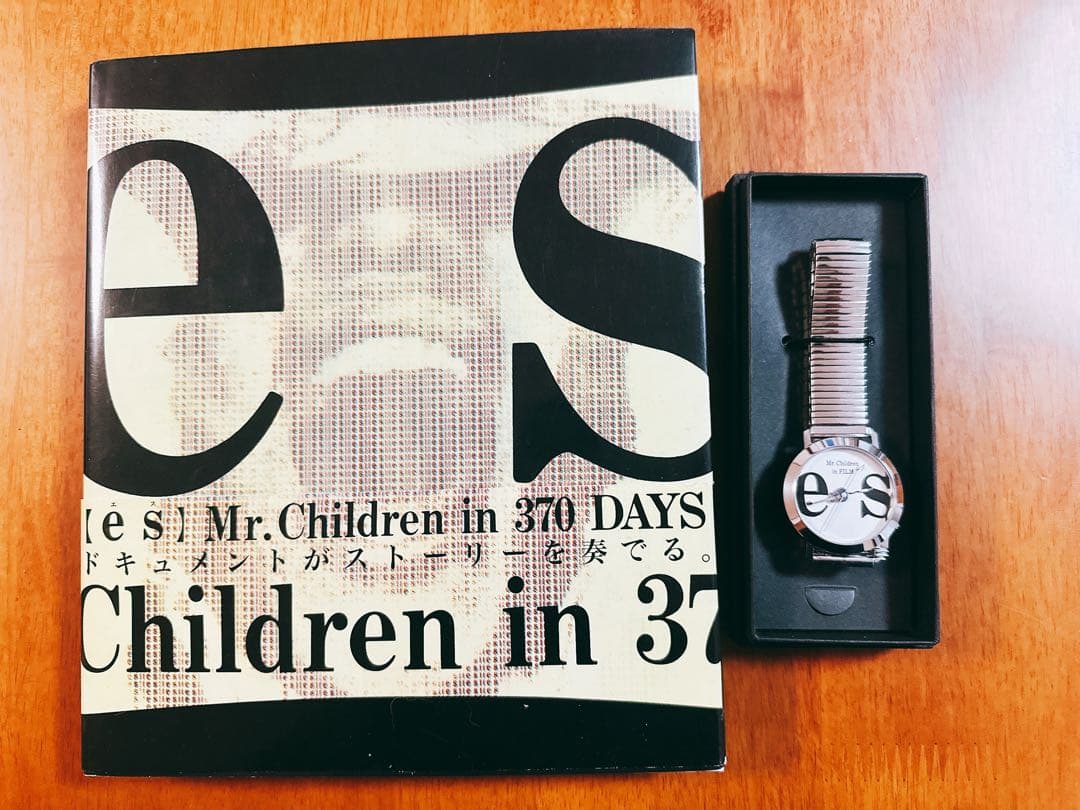 【希少❗️美品】es Mr.Children in FILM ドキュメント本&時計