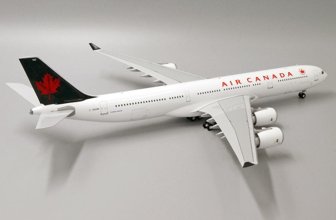 エアカナダ A340-500 C-GKOM 1/200