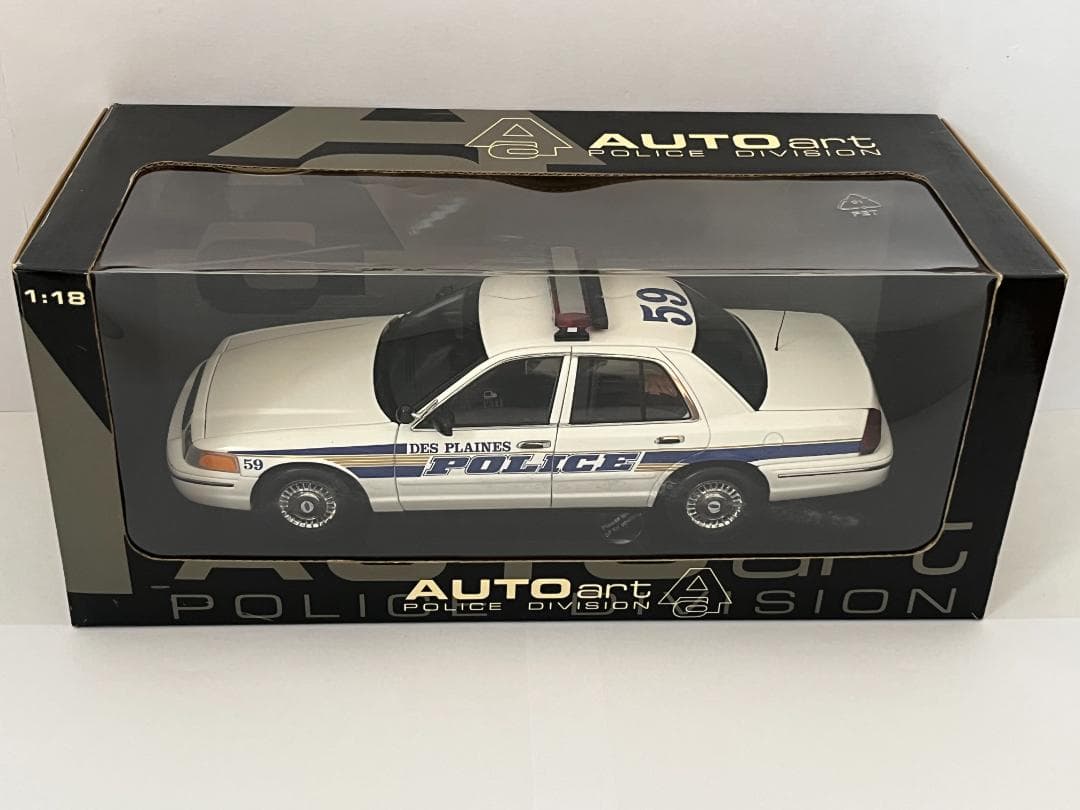 オートアート 1/18 72701 フォード クラウンビクトリア LAPD 箱付