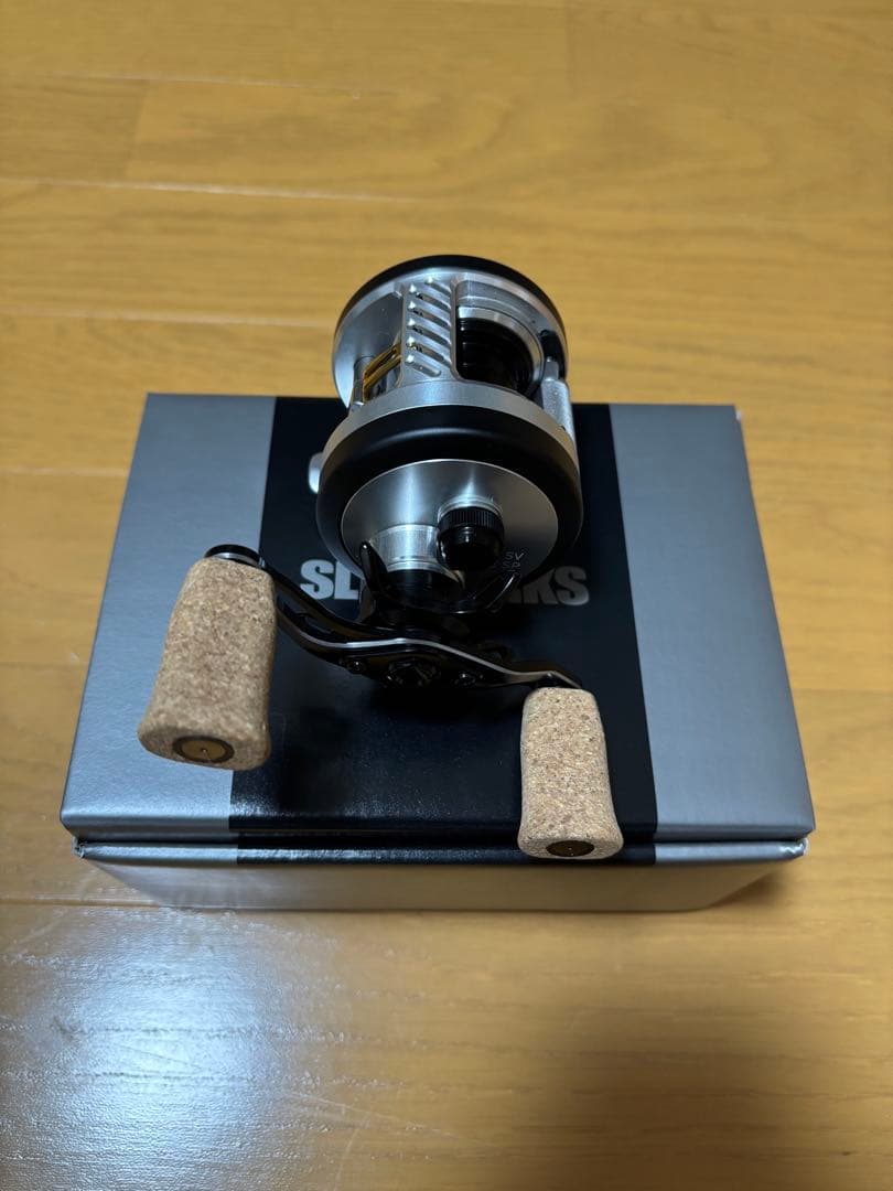 リール MILLIONAIRE CT SV PE SPECIAL SV70HL-SLPW
