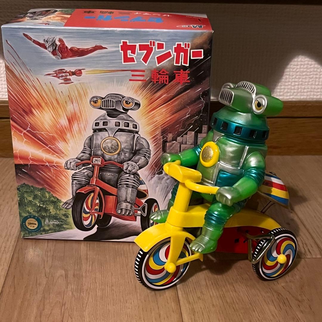 セブンガー　三輪車　M1号　グリーン　ソフビ