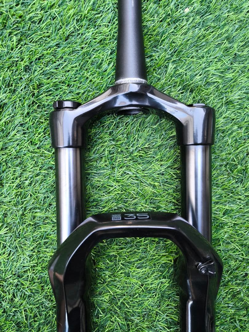 E-MTB ROCKSHOX 35 ゴールド RL サスペンション BOOST