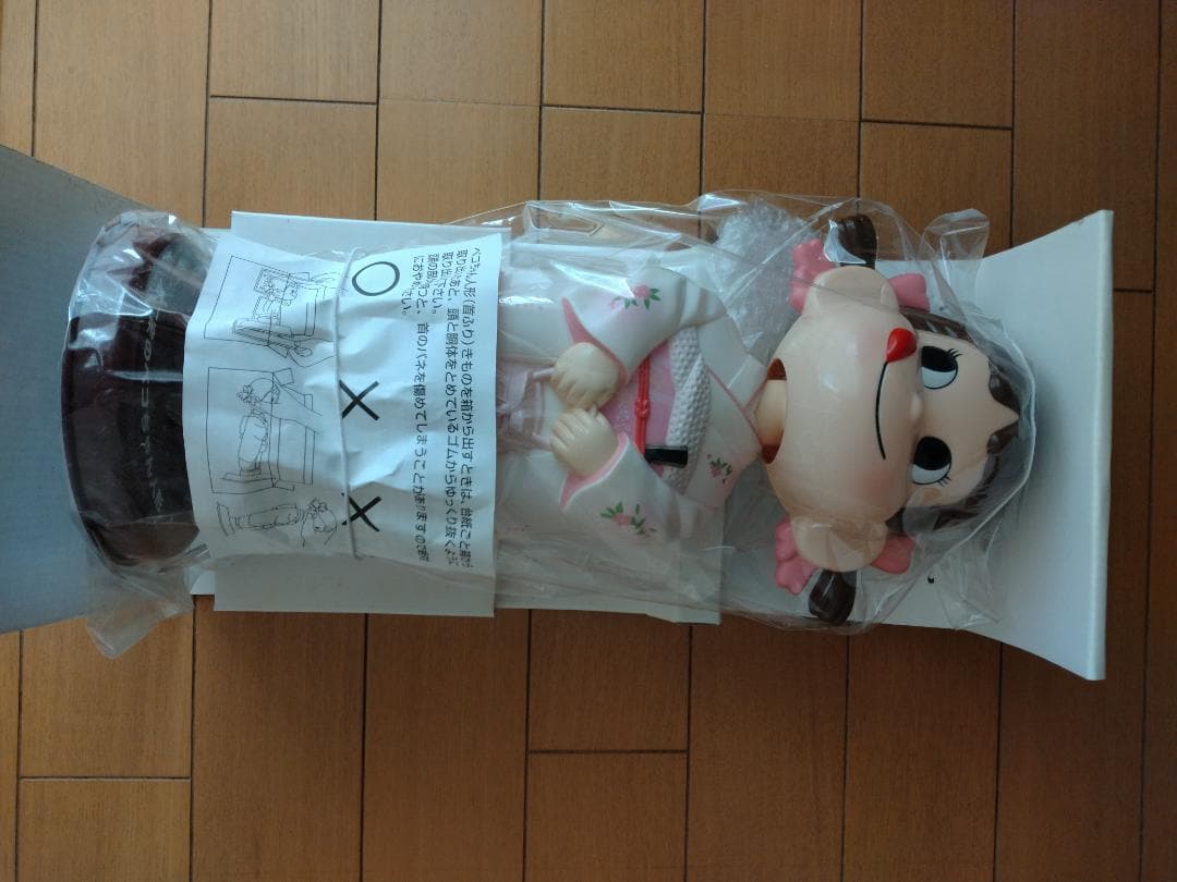 ぺこちゃん首振り人形
