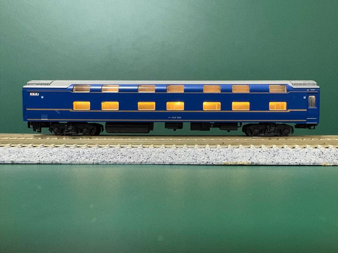 KATO10-822/823 24系　寝台特急「あけぼの」　基本+増結9両