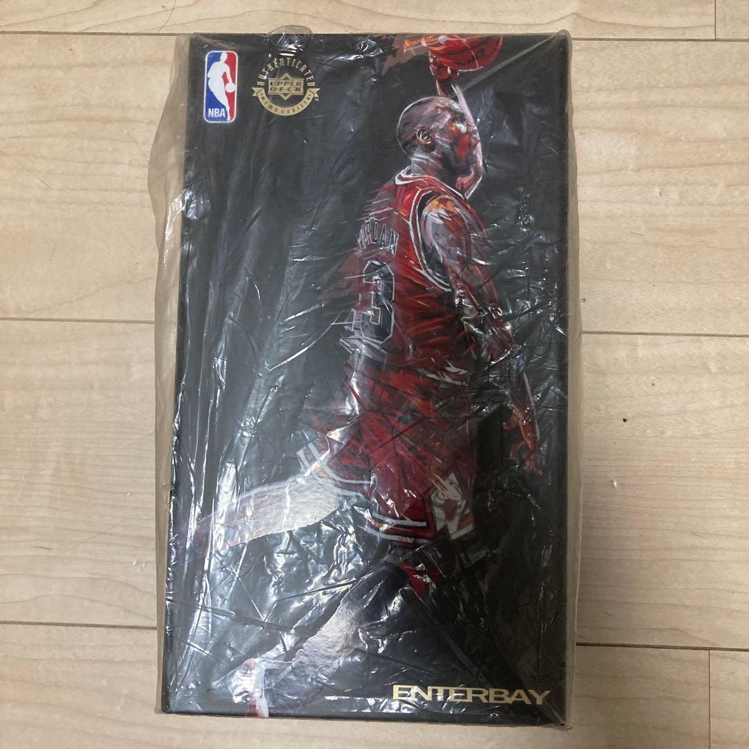 ENTERBAY マイケルジョーダン1/9フィギュア