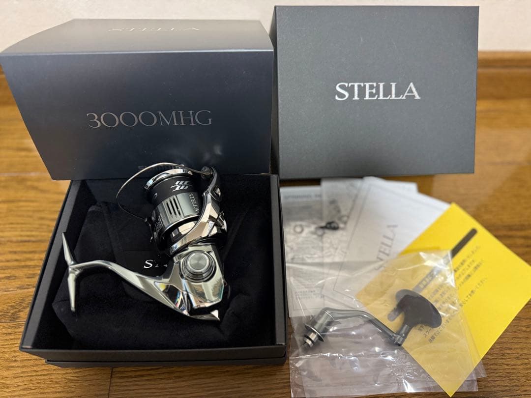 22 ステラ 3000MHG SHIMANO シマノ リール 3000 4000