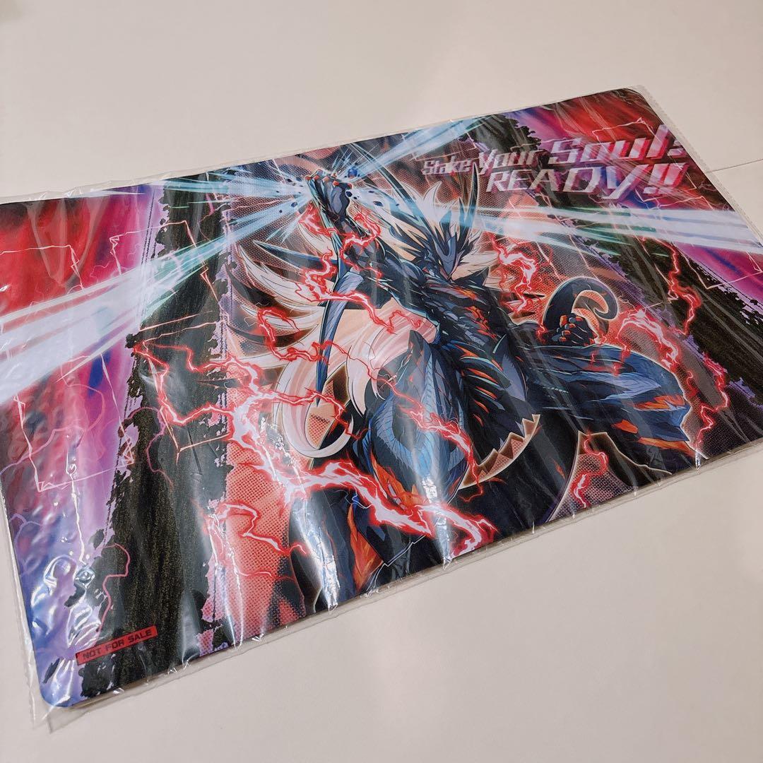 ［新品・未開封］遊戯王　プレイマット　ヴァンキッシュソウルカイザーヴァリウス