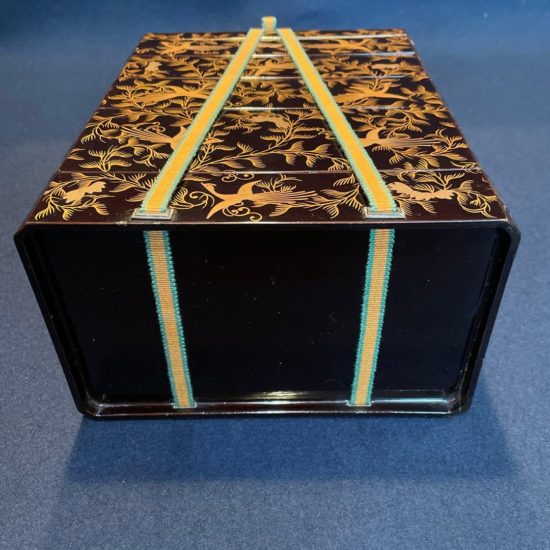 時代物「鳳凰に花唐草紋様 蒔絵」の『野弁当箱』共箱付　重箱　漆器