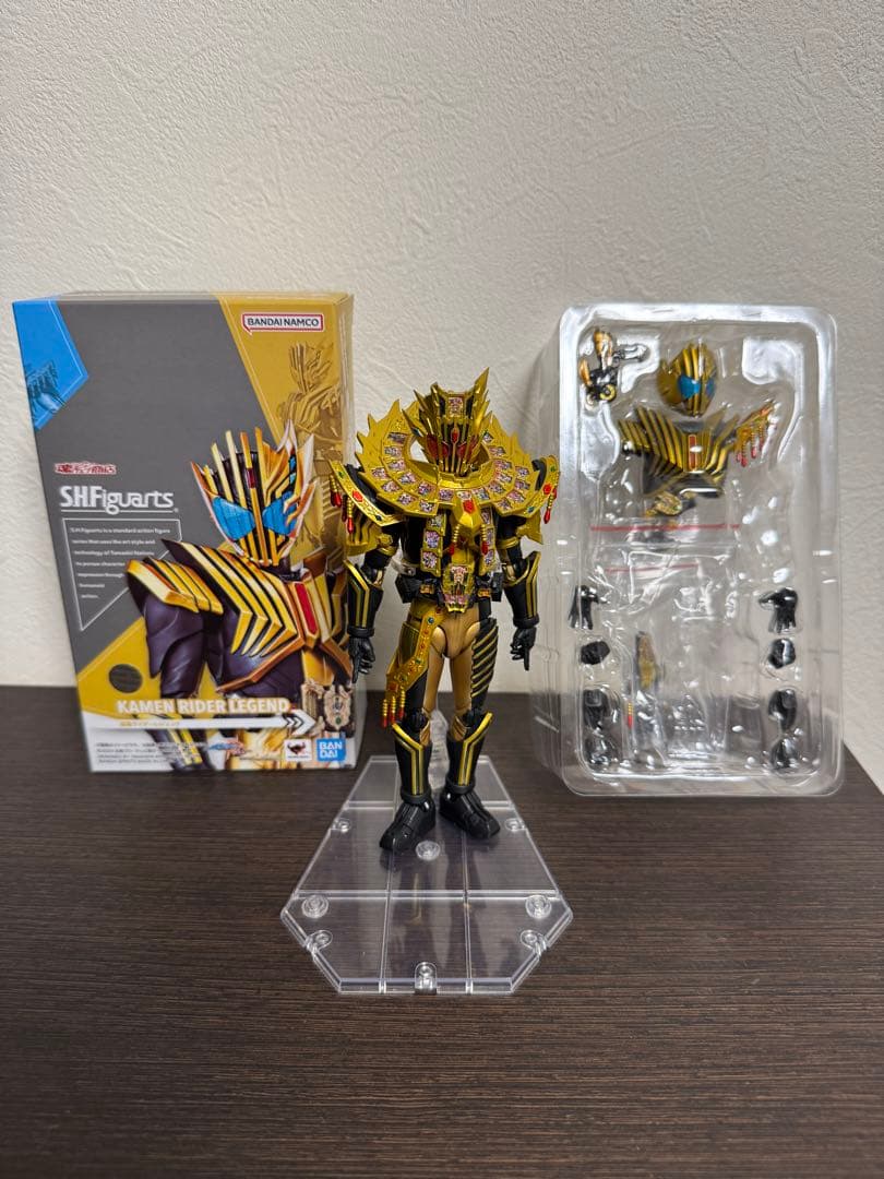 shフィギュアーツ　仮面ライダーレジェンド　レジェンダリーレジェンド