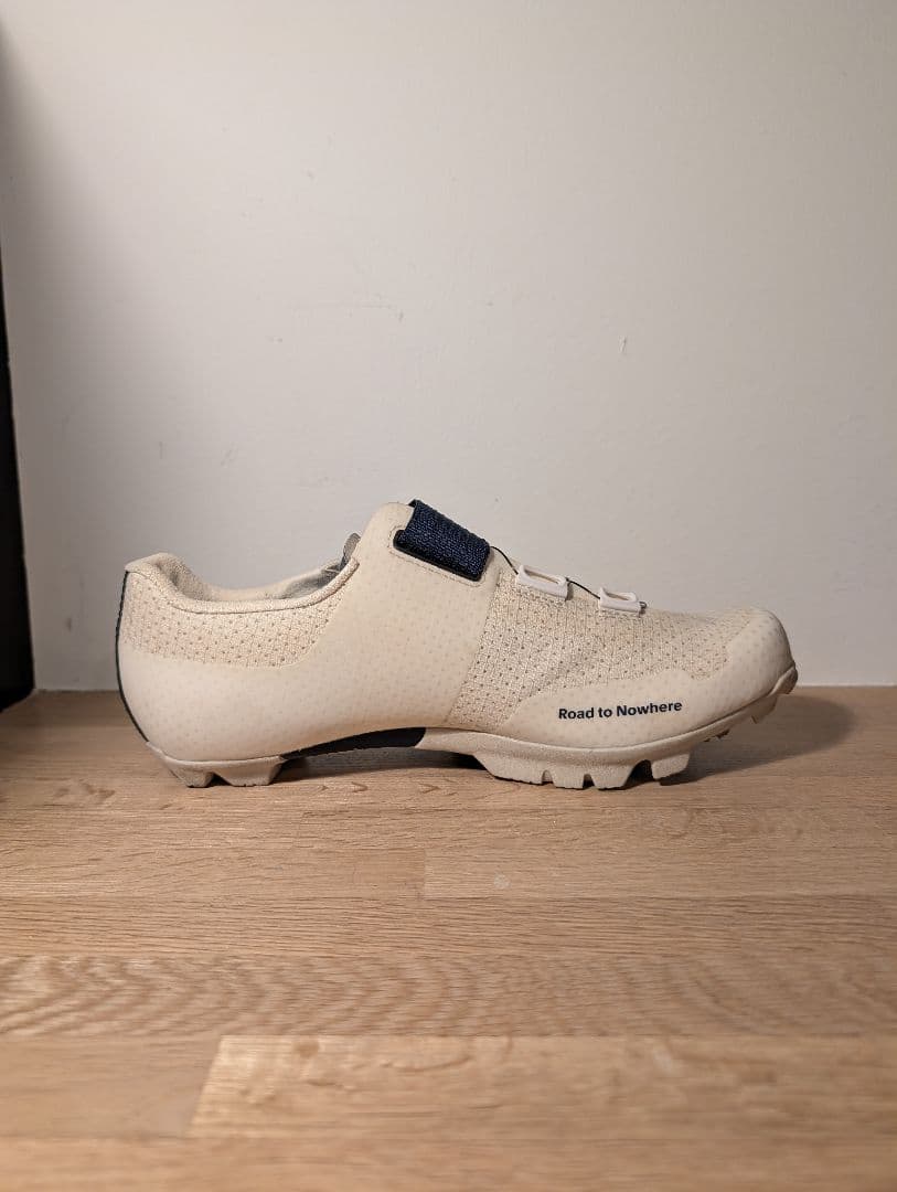 PNS x Fizik Ferox Carbonグラベルシューズ size 42