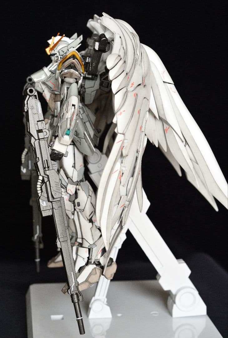 プラモデル日本未発売ウイングガンダムスノーホワイトプレリュード「白雪姫」