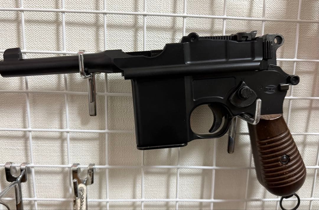 モーゼル M712