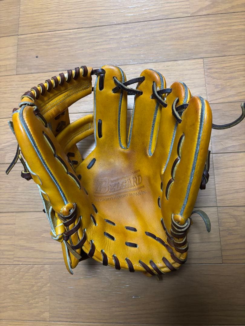 ベルガード 硬式 内野手用グラブ