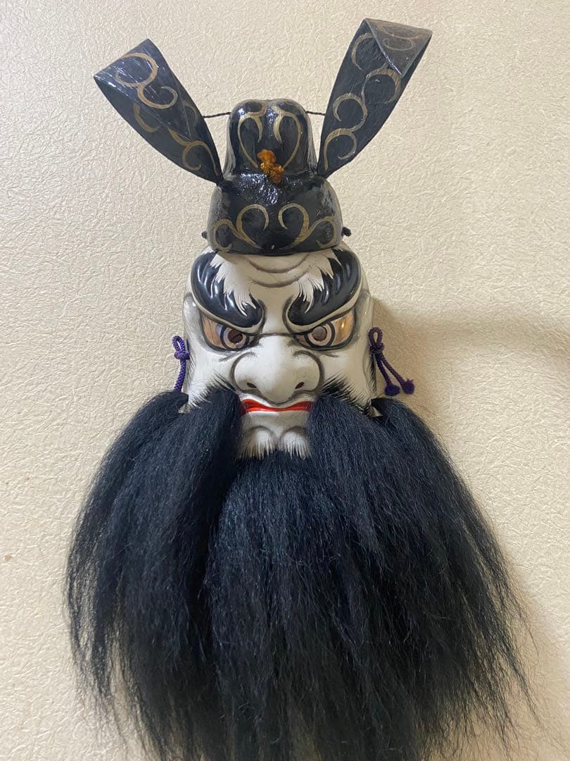 伝統的な仮面 白黒