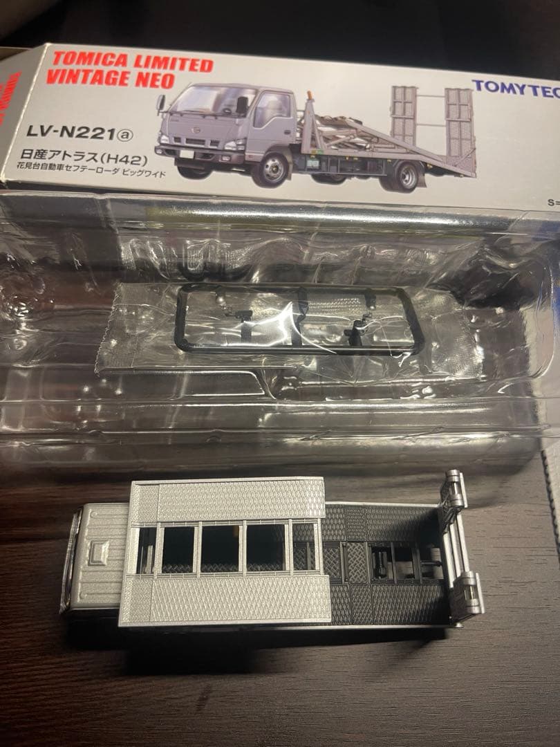 トミカ（TLV）3台セット日産 GTT三菱 EVO花見台 積載車