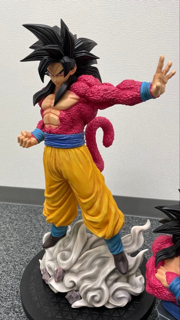 ドラゴンボールGT希少スタチュー孫悟空サイヤ人４