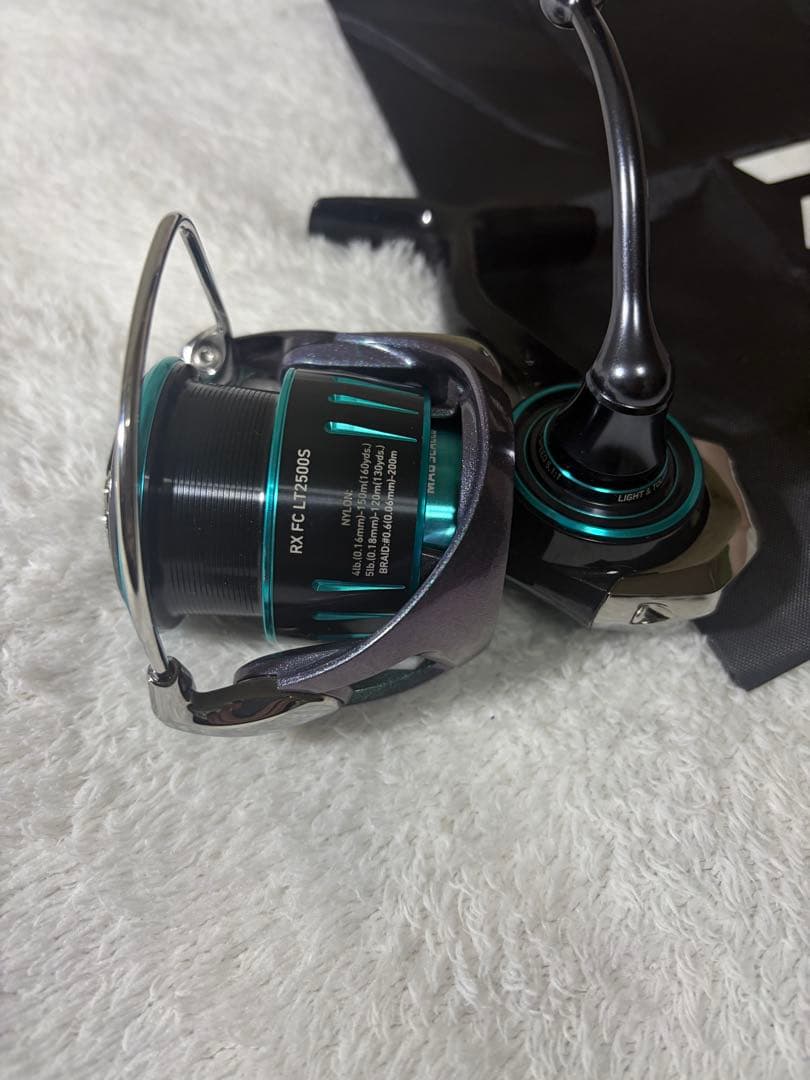 美品　ダイワ23エメラルダスRX FC LT 2500S OH済みフルベアリング