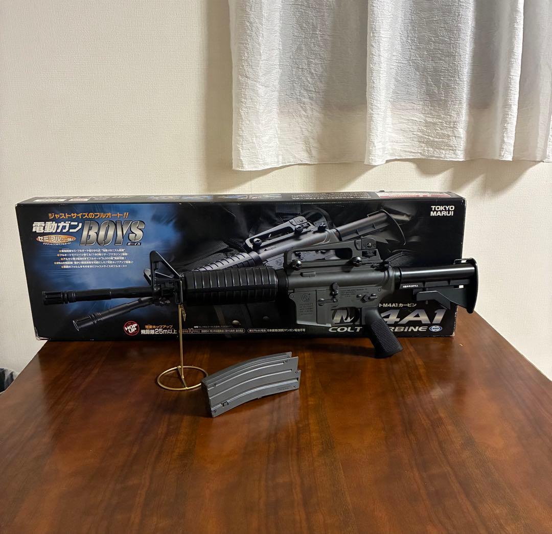 美品　東京マルイ　M4A1 カスタム品　金属ピニオン　SBD リチウム電池セット