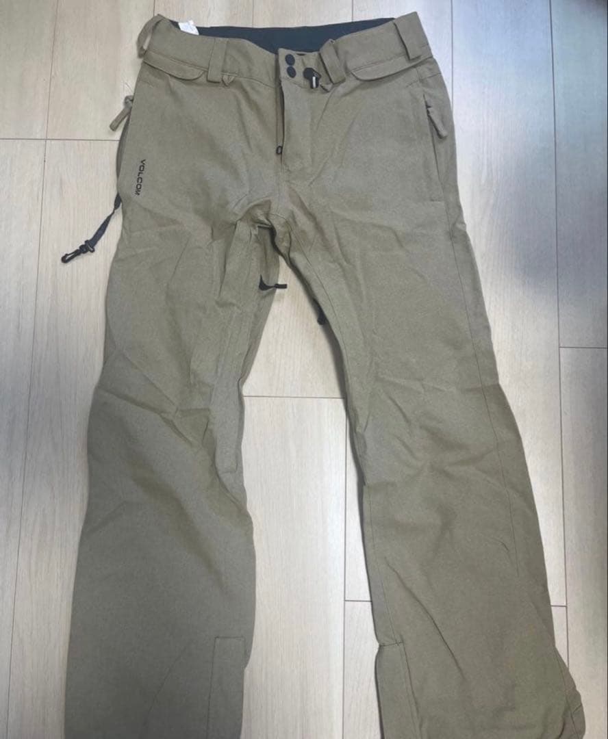 VOLCOM スノボーパンツ　L