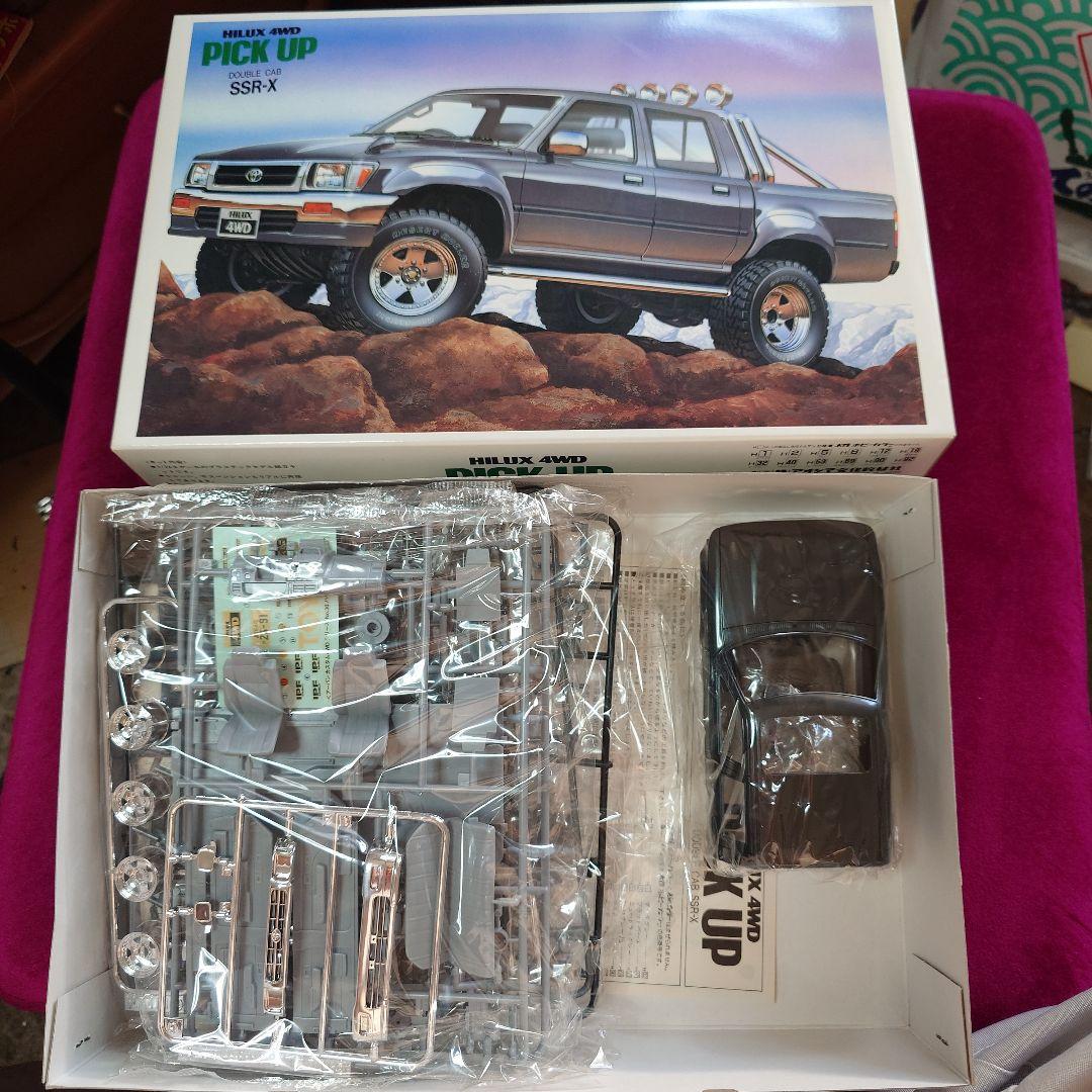 アオシマ　トヨタ ハイラックス　サーフ　 3個 プラモデル 1/24