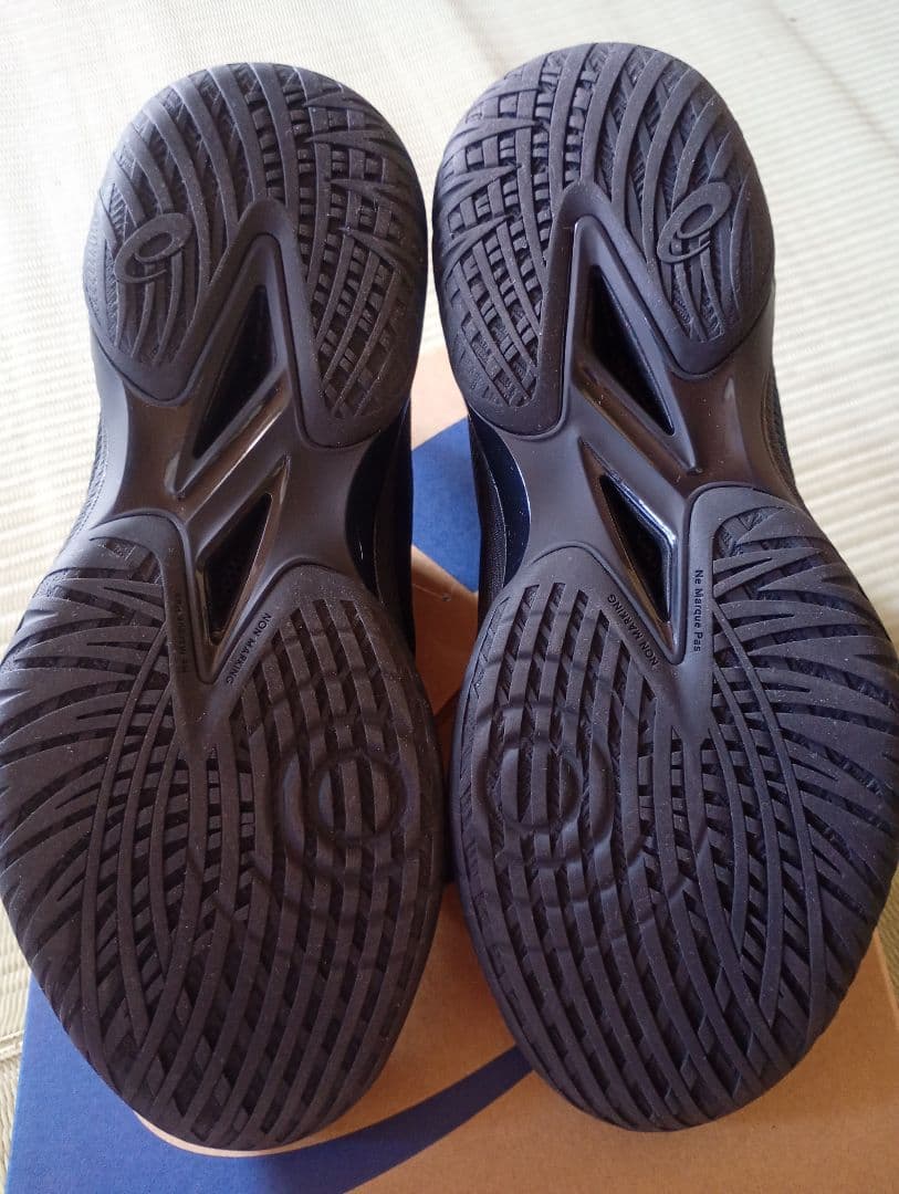 【END】ASICS GLIDE NOVA FF 3 25.5cm