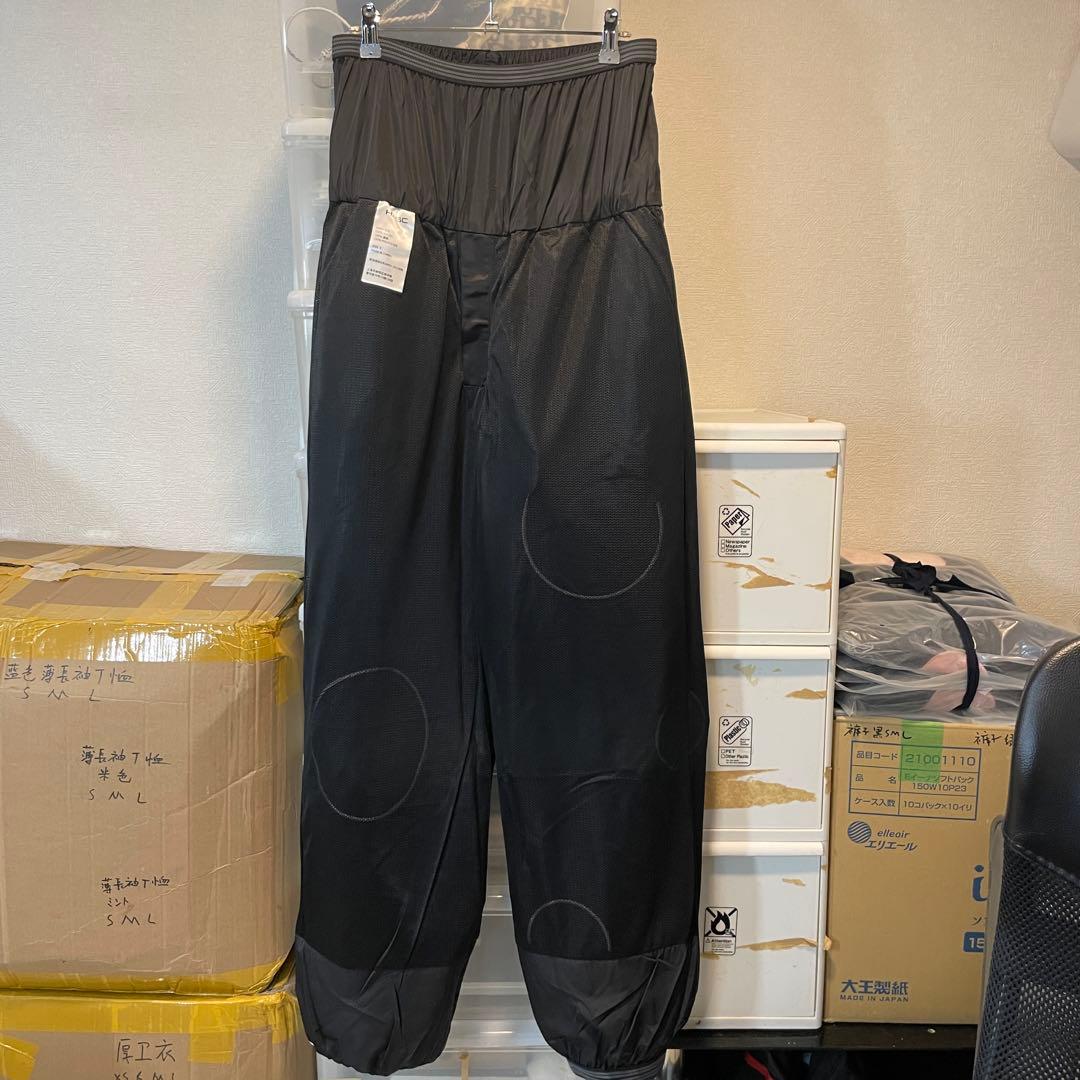 新品未使用 ベルベット調 ドット柄 スキーパンツ L 男女兼用 日常使用可