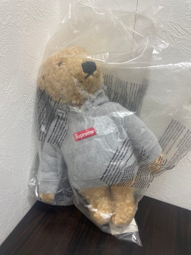 Supreme Steiff テディベア フード付き