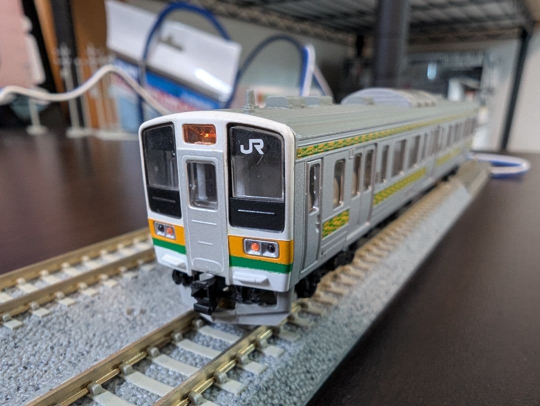 TOMIX改造品　211系電車矢絣色4両セット