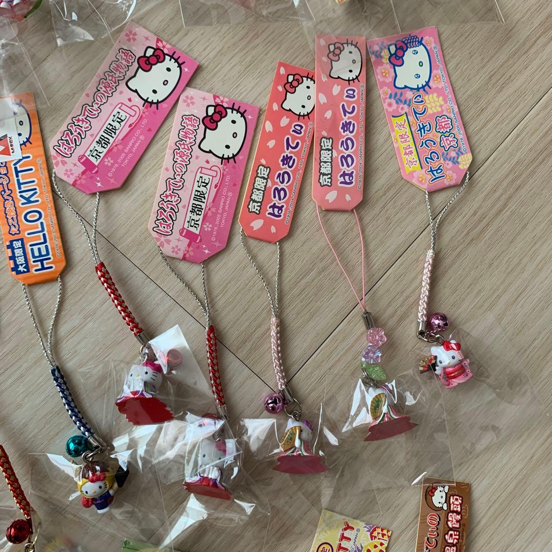 ハローキティご当地ストラップ31個セット