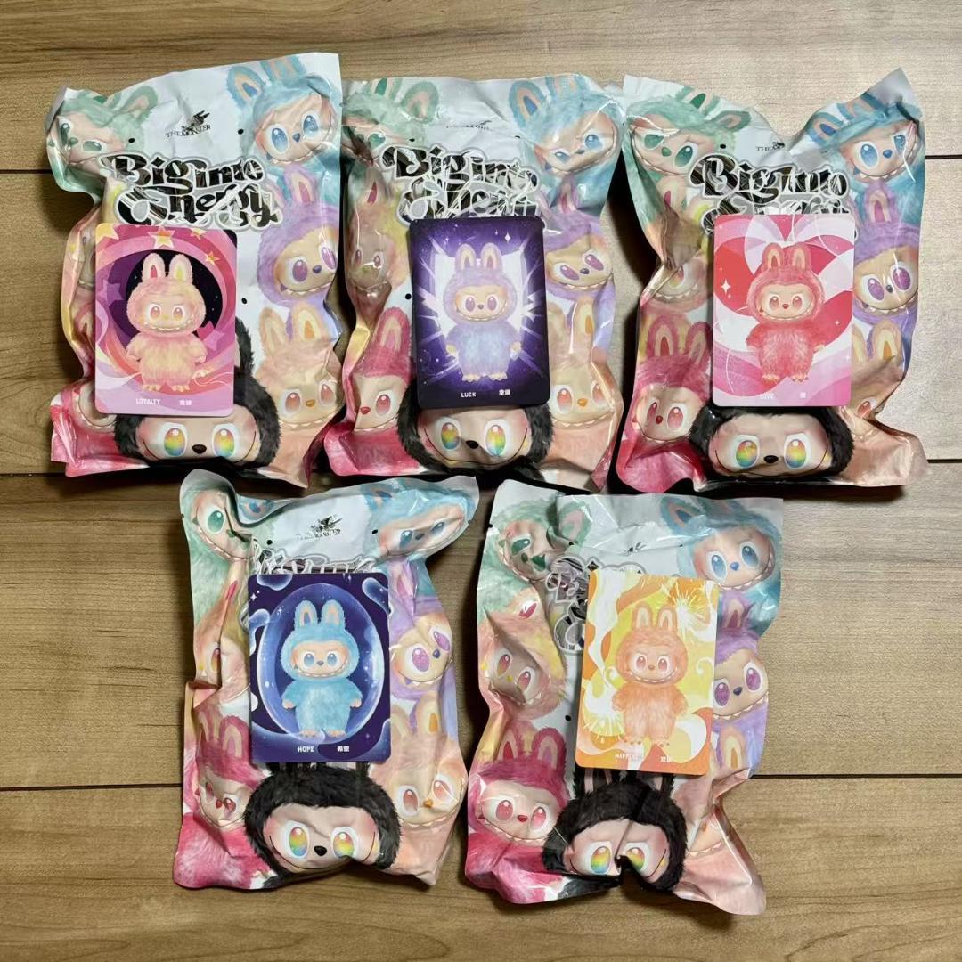 LABUBU 新品 5点セット THE MONSTERS ぬいぐるみペンダント