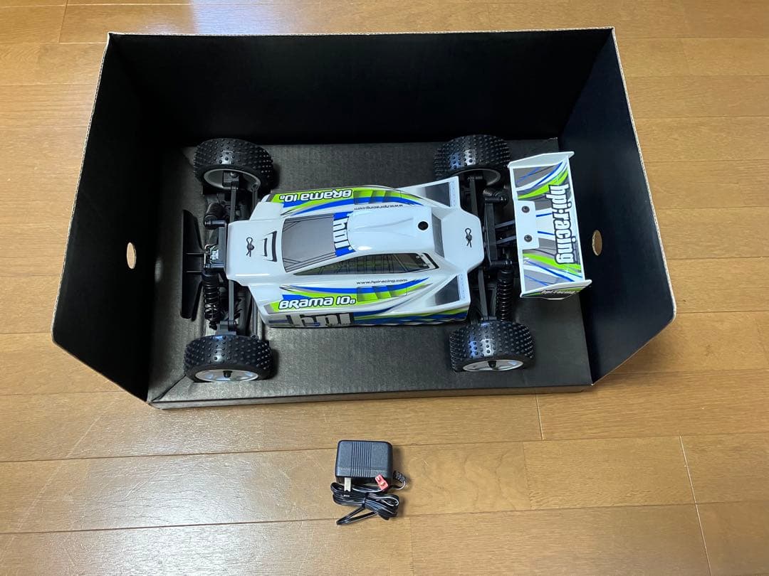 BRAMA 10B 4WD RTR ラジコンカー