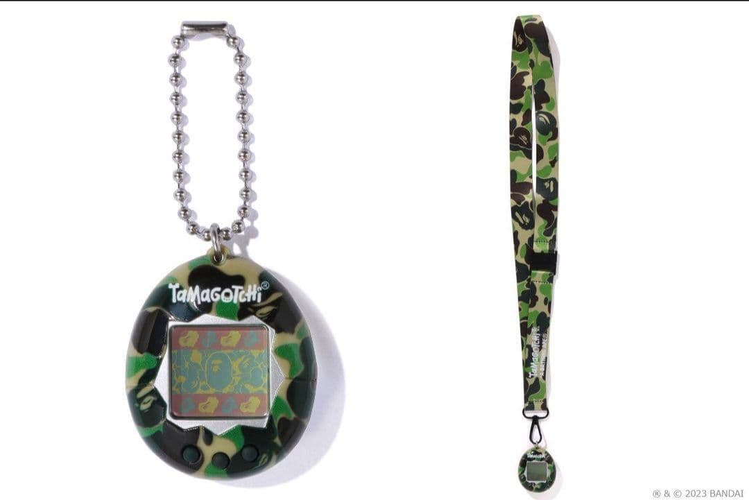 【未開封品】バンダイ たまごっち A BATHING APE®︎ GREEN