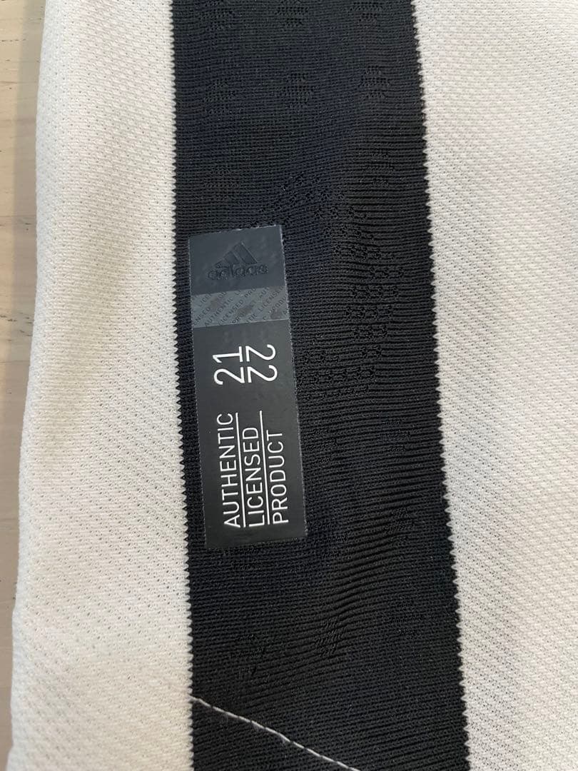 Juventus 21/22オーセンティック ユニフォーム