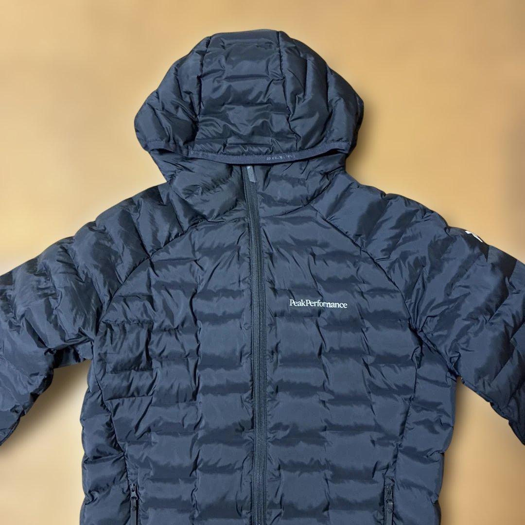 Peak Performance ダウン　海外サイズS