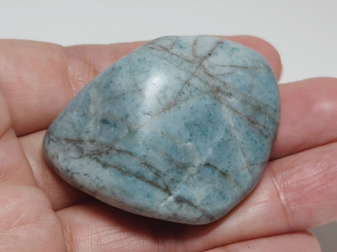 コン沢 71g 翡翠 ヒスイ 原石 鑑賞石 自然石 誕生石 鉱物 鉱石 水石