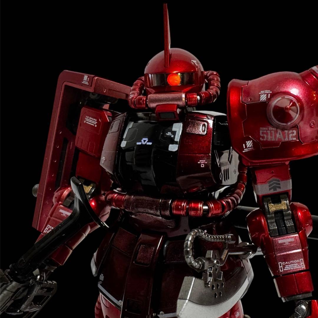 RG シャア専用ザクⅡ 塗装済み完成品 ガンプラ