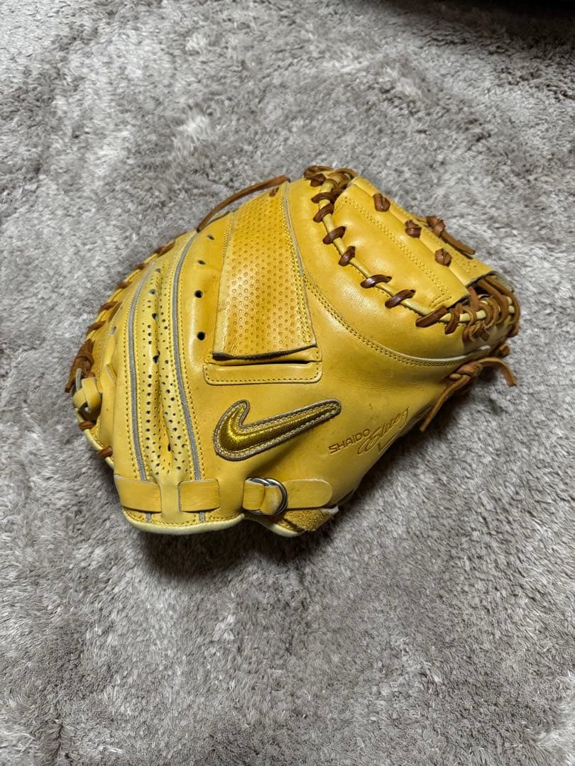 Nike Vapor イエロー レザーグローブ