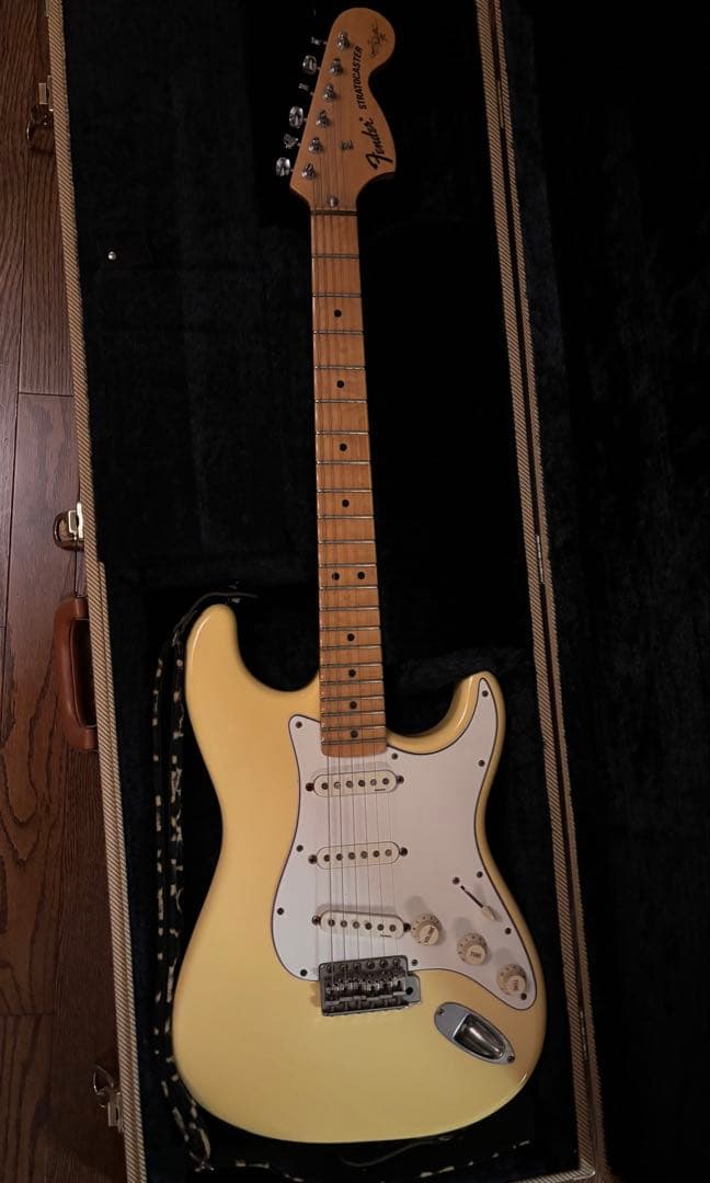 Fender Japan ST71-140 イングヴェイシグネーチャーモデル