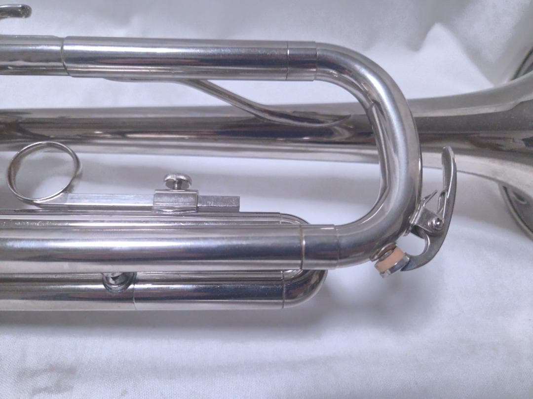 YAMAHA YTR-136 トランペット ニッケルメッキ 日本製 #2420F