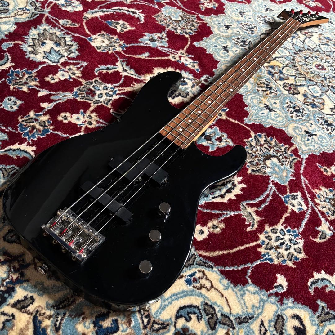 【レア】CHARVEL by JACKSON エレキベース　PJタイプ　ブラック