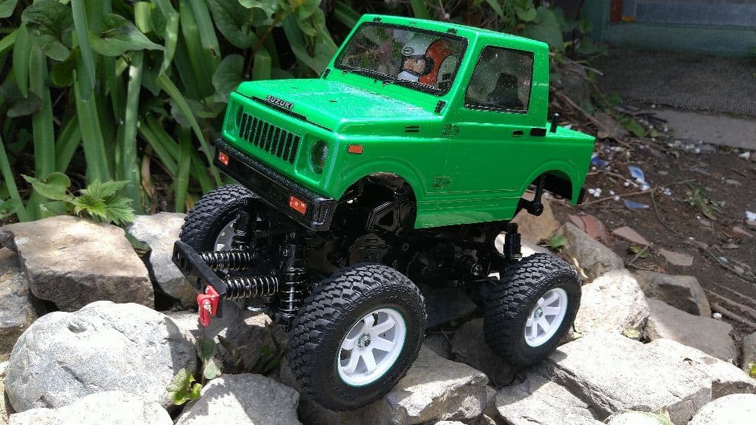タミヤジムニーボディー製作用ページボディーのみの販売。シャシーは付きません