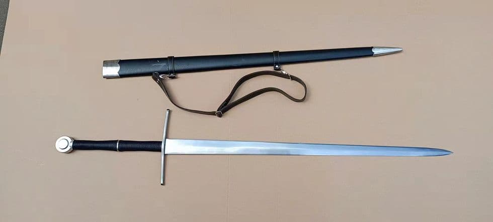 マンガン鋼西洋剣 古兵器 武具　刀装具　日本刀　模造刀 居合刀 長尺