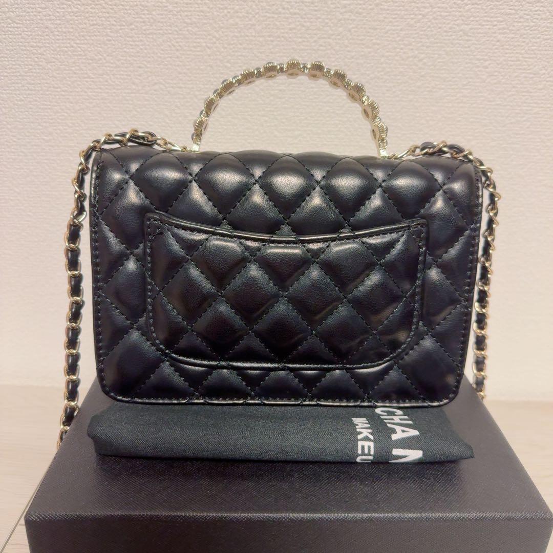 CHANEL ショルダーバッグ ノベルティ ハンドル
