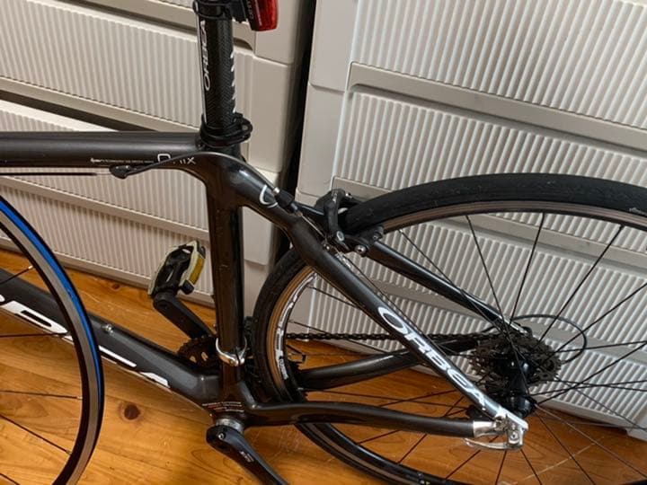 ロードバイクフルカーボン